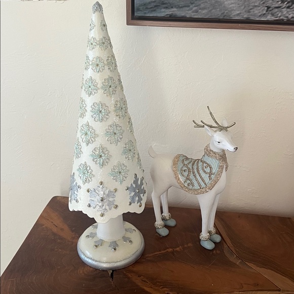 Elegant White and Silver Reindeer and Resin Tree Holiday Decor Set - Picture 2 of 8